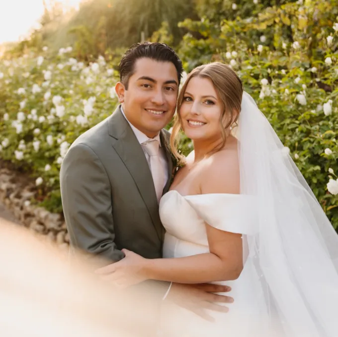 Sarah J. Maas Husband Everything About Her Marriage, Family, Net Worth & Personal Life